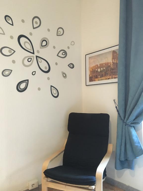 Delightful Apartment 100 Meters From The Colosseum Buitenkant foto