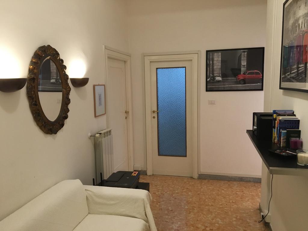 Delightful Apartment 100 Meters From The Colosseum Buitenkant foto
