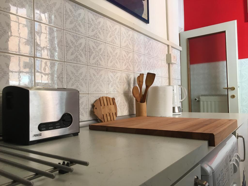 Delightful Apartment 100 Meters From The Colosseum Buitenkant foto